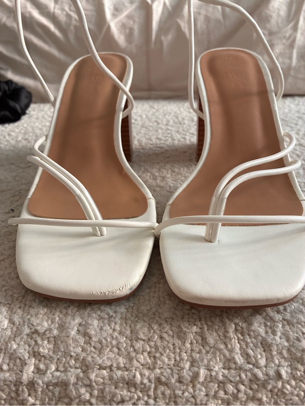 Sabo Skirt White Square-Toe Strappy Heeled Sandals